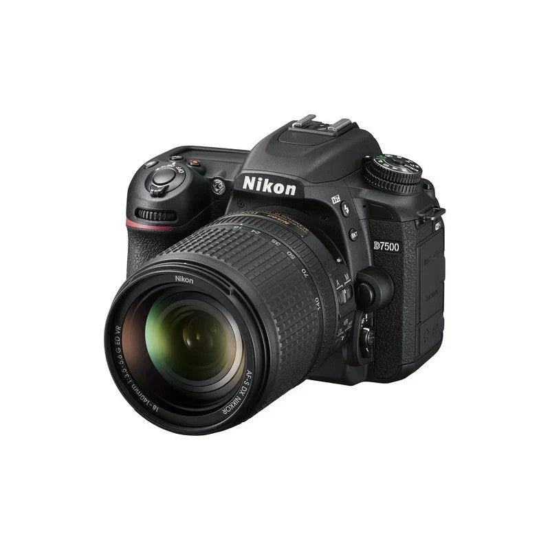 Nikon D7500 + AF-S DX 18-140 mm VR
